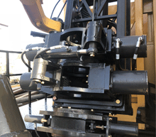 2. Automatic rod change device of full hydraulic surface down-the-hole drilling rig
